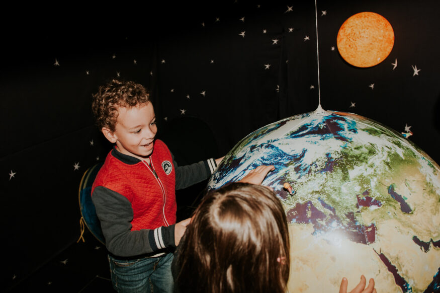 plateau enfants Cosmocité